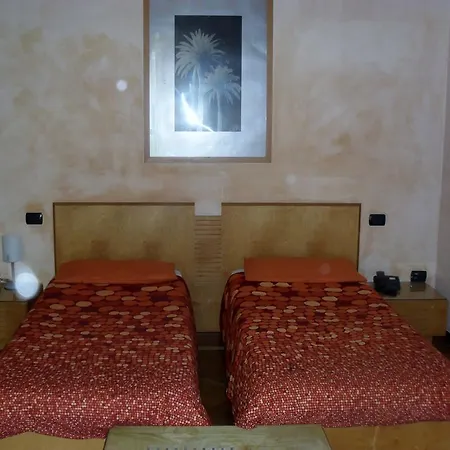 Hotel Clarean 3*