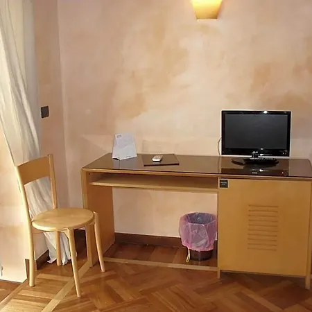 Clarean Hotel 3*