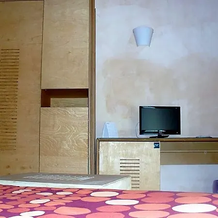 Hotel Clarean 3*