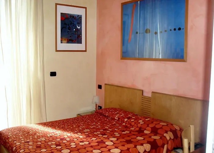 クラーレン ナポリ