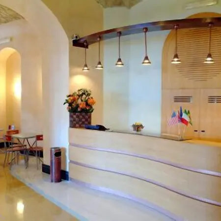 فندق Clarean 3*